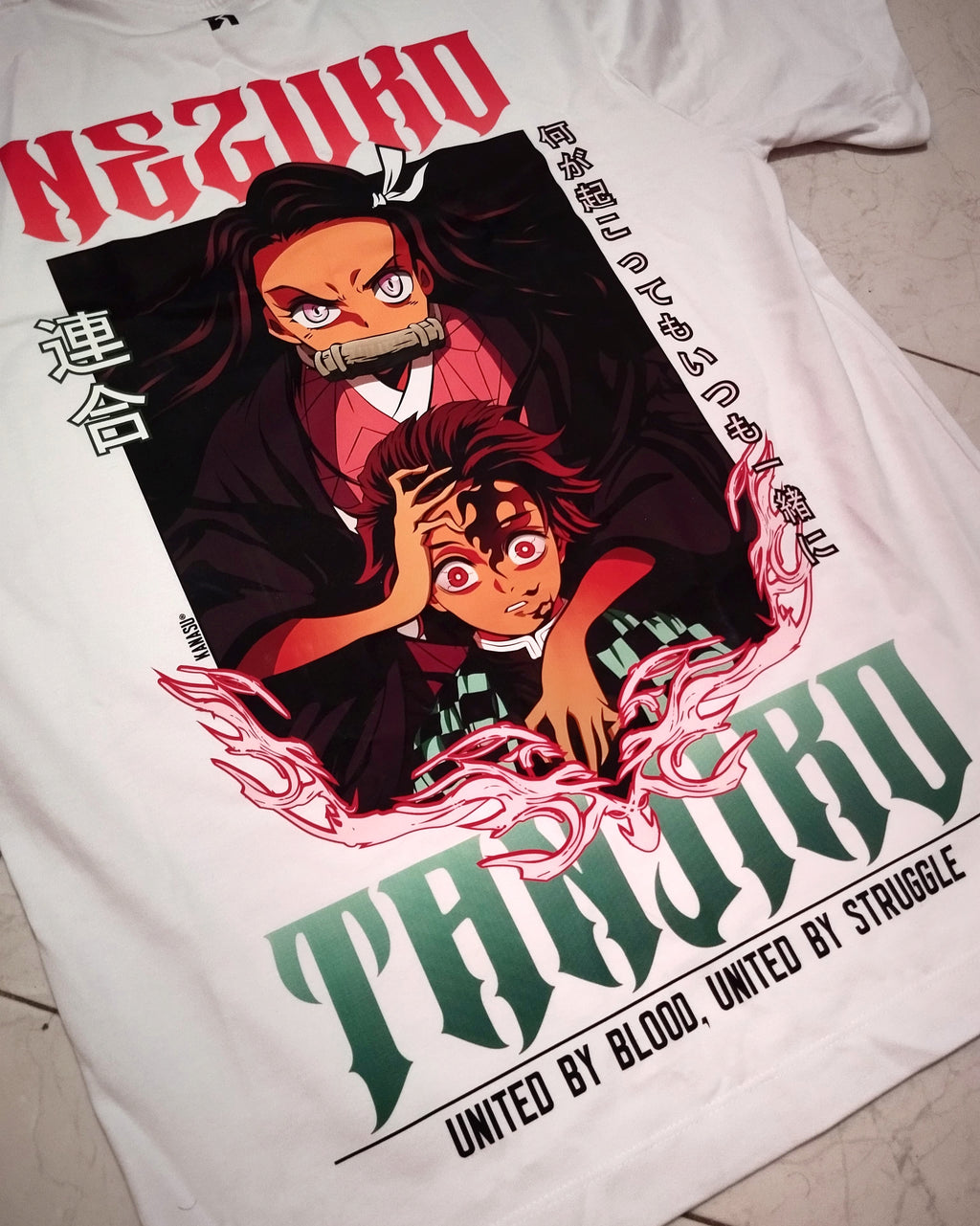 Camiseta TANJIRO & NEZUKO // UNITED BY BLOOD | KIMETSU NO YAIBA
